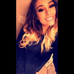 Meet your Posher, Kelcey